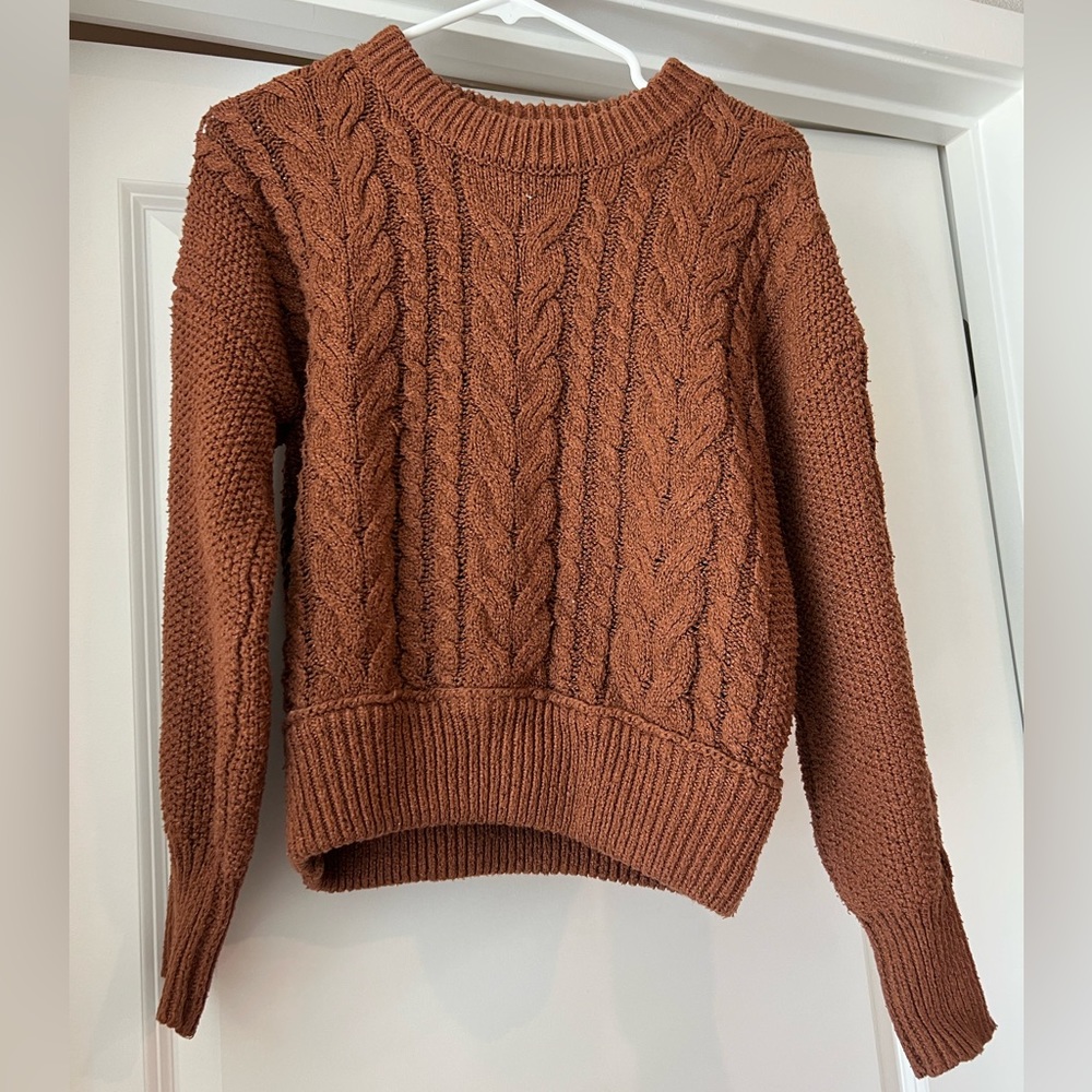 Olive and Oak pullover sweater